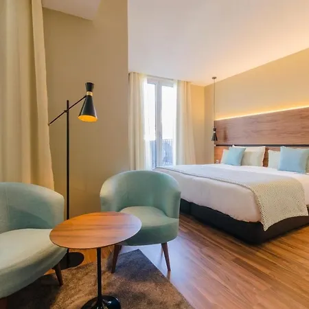 Vincci Liberdade 4* ליסבון