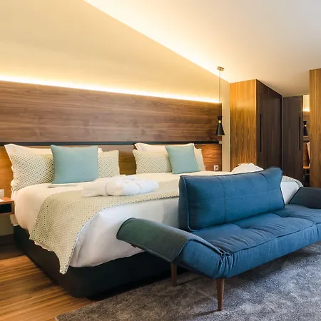 מלון Vincci Liberdade 4*