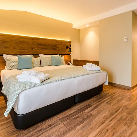 빈시 리베르다드 4* 리스본