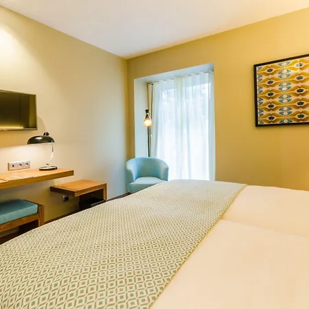 מלון Vincci Liberdade 4*