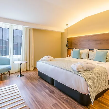 מלון Vincci Liberdade 4*